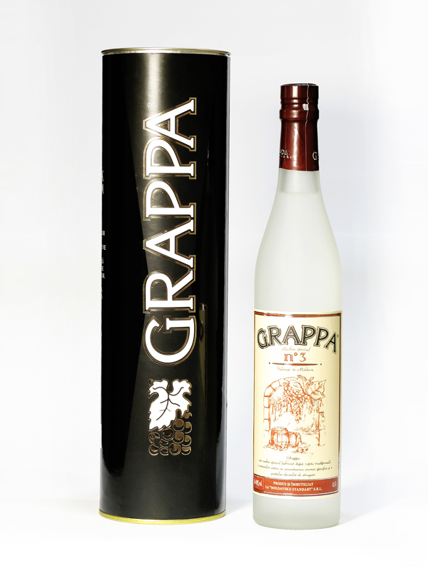 Граппа. Grappa Виноградная водка. Итальянская водка граппа. Граппа Виноградная водка Италия. Граппа напиток виноградный водка.